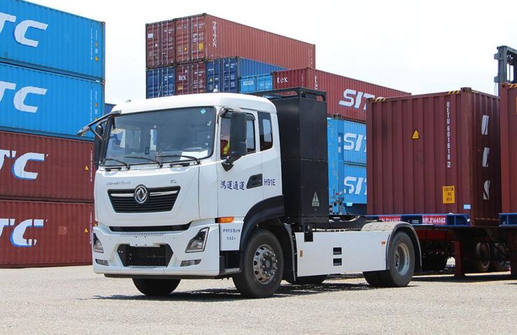 轉載【商用車談】全台首試 東風4x2 35T純電曳引車報導📸💯